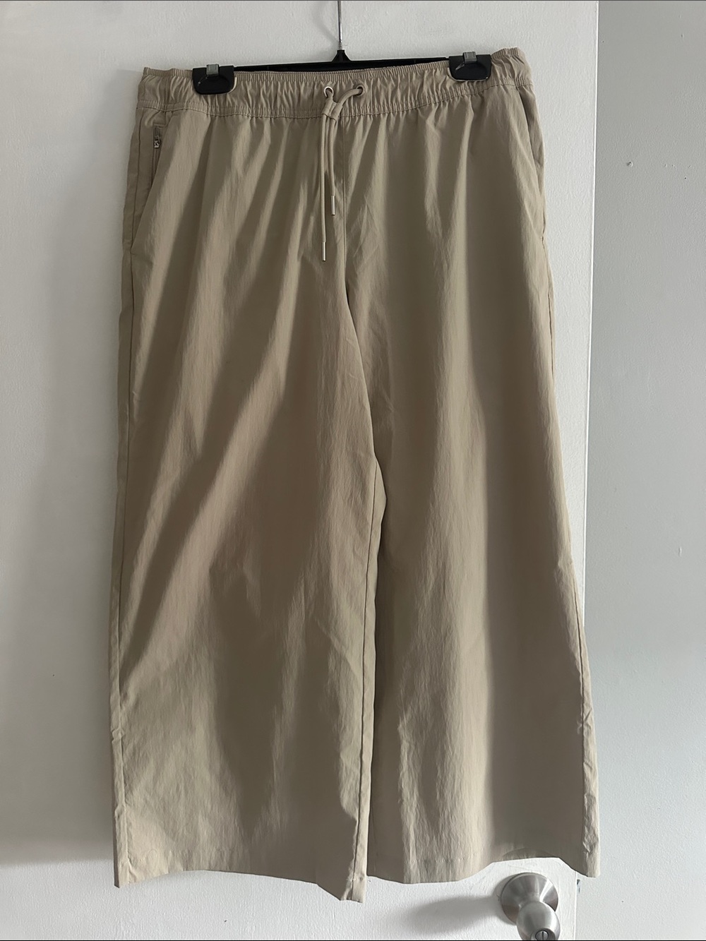 Athleta Cropped Drawstring Wide-Leg Pants in Beige